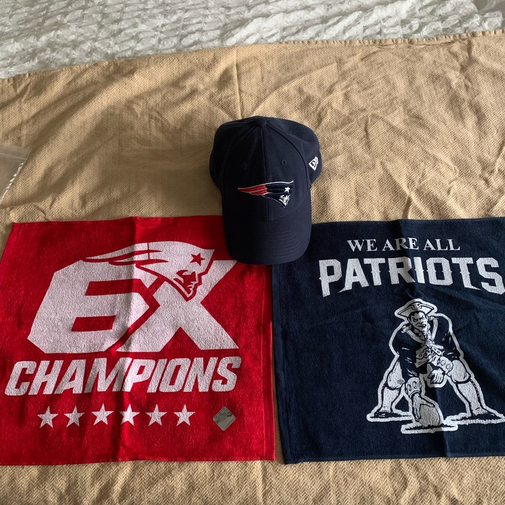 NFL New England 2 hand towels New and a New England patriots cap